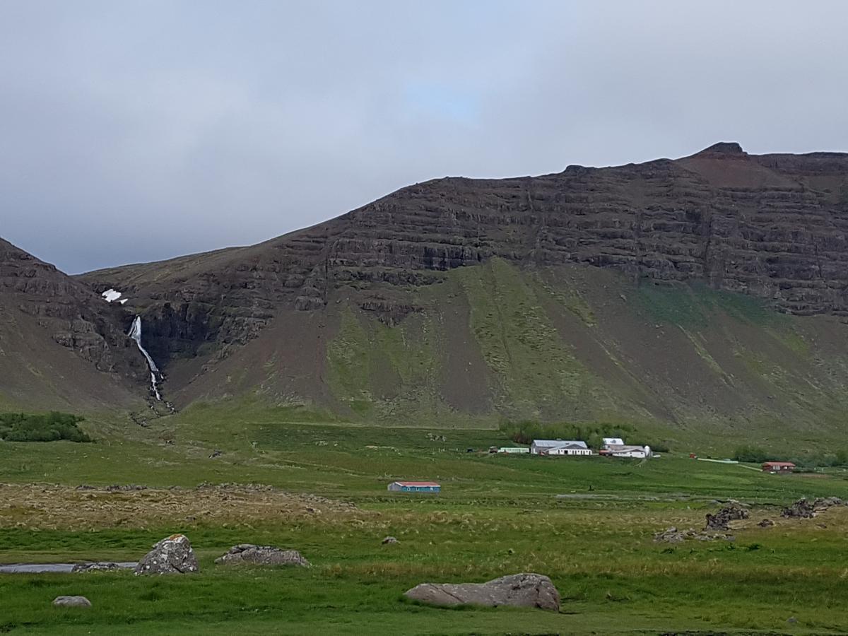 Mithjanes Reykholahrepp Guest House Reykholar Exterior photo